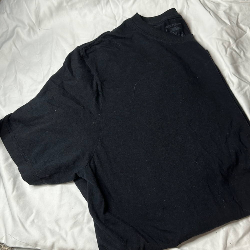 Black t-shirt size large